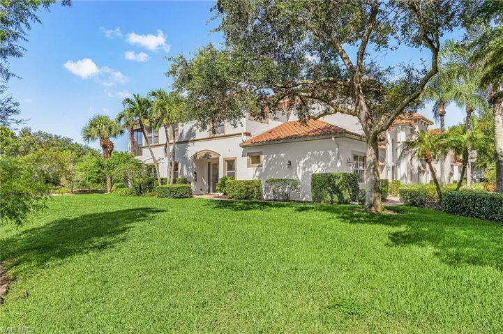 12260 Toscana Way 101, Bonita Springs, Florida 34135