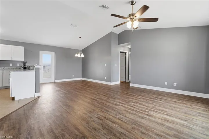 3017 Ne 2nd Ave, Cape Coral, Florida 33909