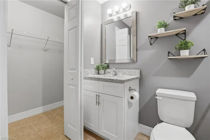 3017 Ne 2nd Ave, Cape Coral, Florida 33909