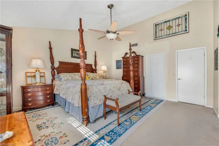 870 Meadowland Dr F, Naples, Florida 34108