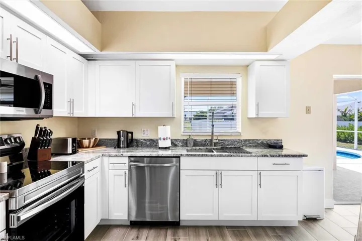 2122 SW 25th  ST, Cape Coral, FL 33914