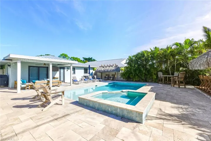 530 108th Ave N, Naples, Florida 34108