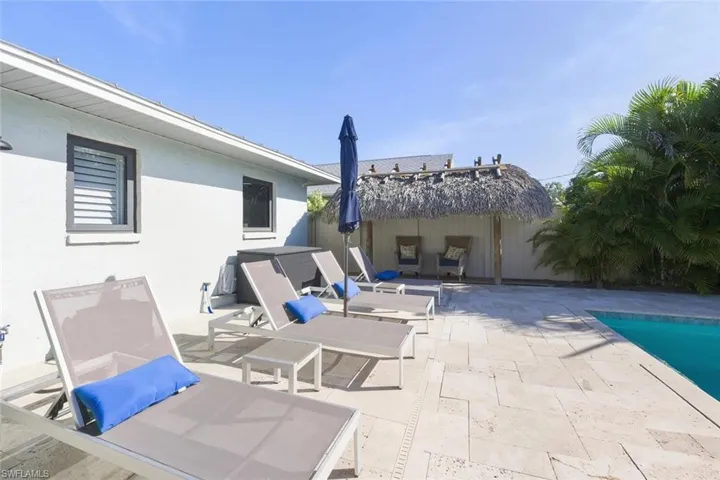 530 108th Ave N, Naples, Florida 34108