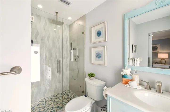 530 108th Ave N, Naples, Florida 34108