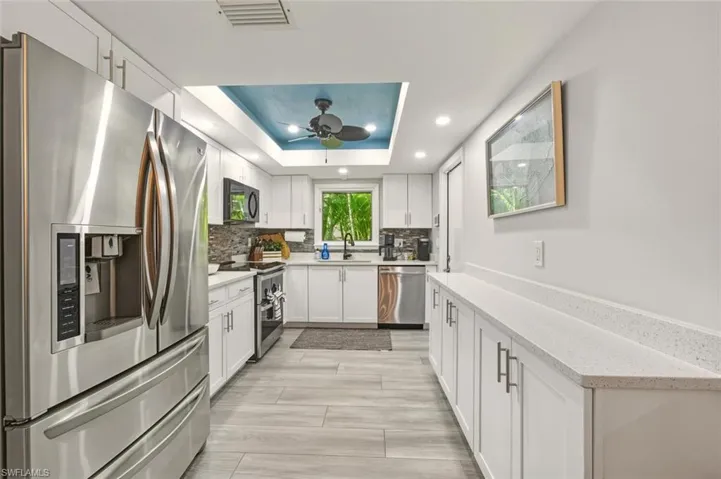 530 108th Ave N, Naples, Florida 34108