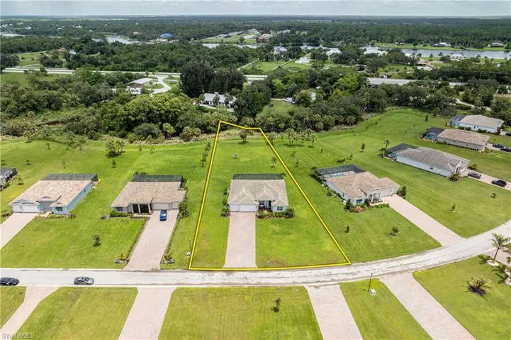 Birds eye view of property