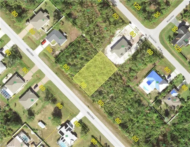 Aerial map of property and surrounding area with property boundaries highlighted