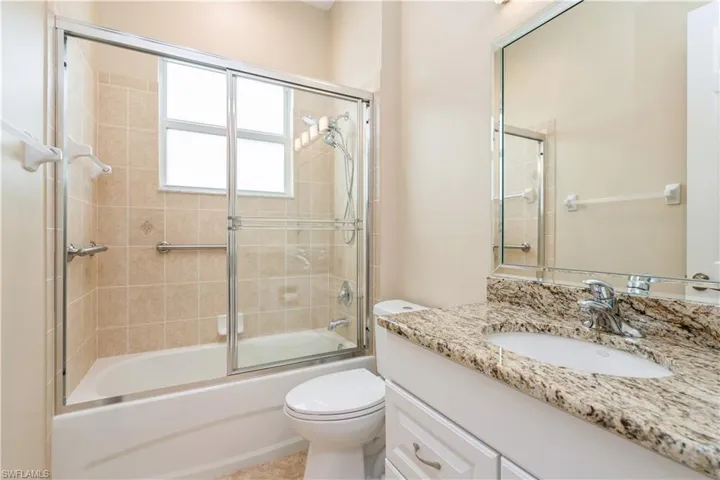 Guest bath is shared with 2 guest bedrooms