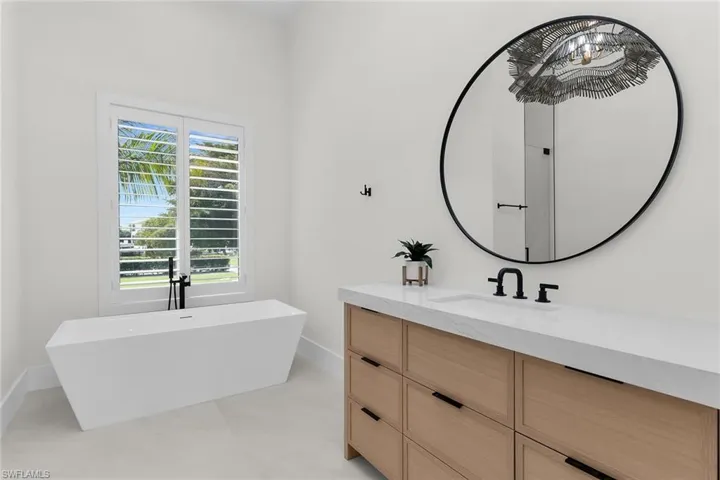 1108  Winterberry  DR, Marco Island, FL 34145