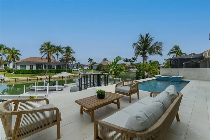 1108  Winterberry  DR, Marco Island, FL 34145