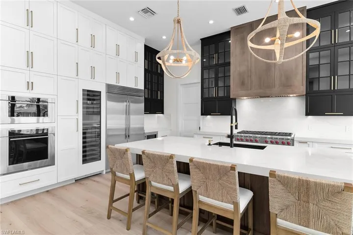 1108  Winterberry  DR, Marco Island, FL 34145