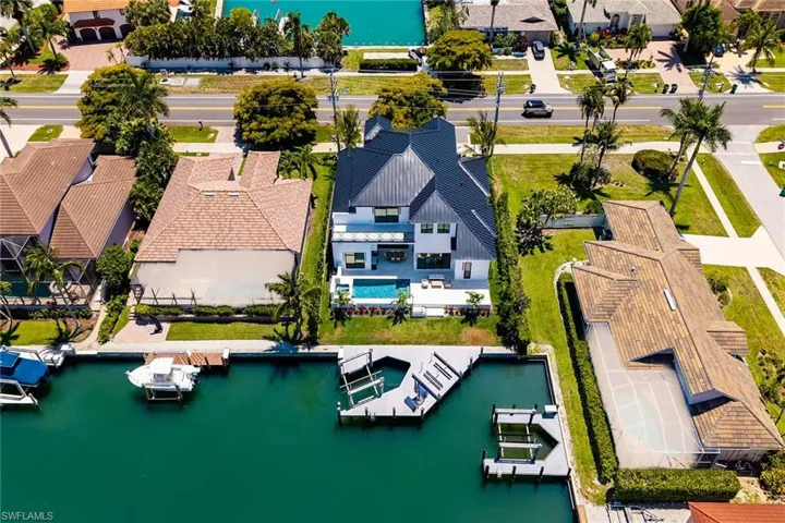 1108  Winterberry  DR, Marco Island, FL 34145