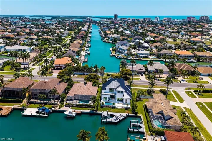 1108  Winterberry  DR, Marco Island, FL 34145