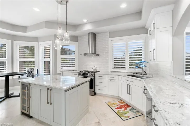 225 Bayfront Dr, Bonita Springs, Florida 34134