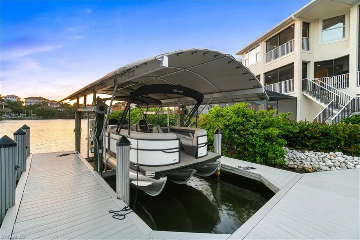 225 Bayfront Dr, Bonita Springs, Florida 34134