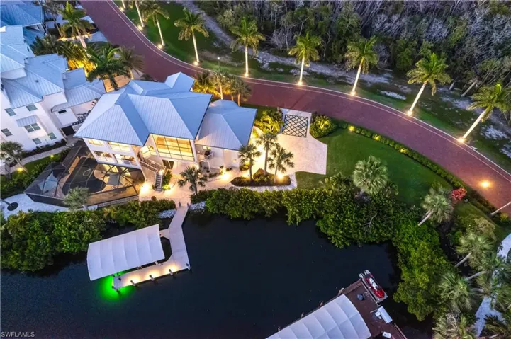 225 Bayfront Dr, Bonita Springs, Florida 34134
