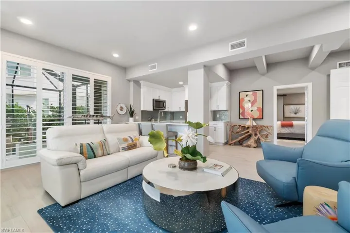 225 Bayfront Dr, Bonita Springs, Florida 34134