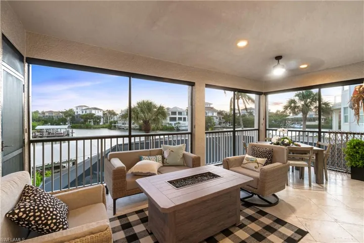 225 Bayfront Dr, Bonita Springs, Florida 34134
