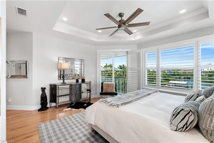225 Bayfront Dr, Bonita Springs, Florida 34134