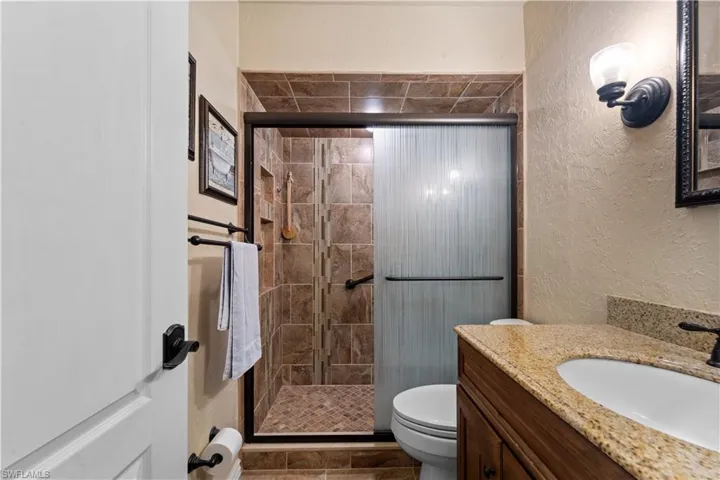 8430 Charter Club Cir 3, Fort Myers, Florida 33919
