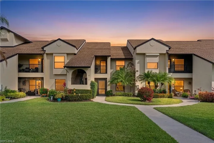 8430 Charter Club Cir 3, Fort Myers, Florida 33919