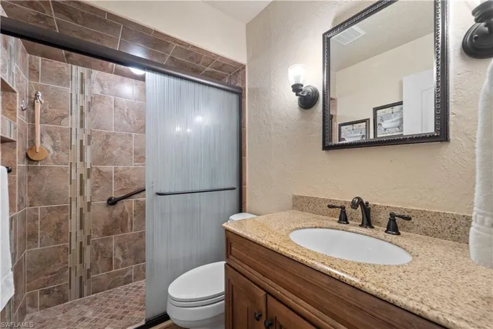 8430 Charter Club Cir 3, Fort Myers, Florida 33919