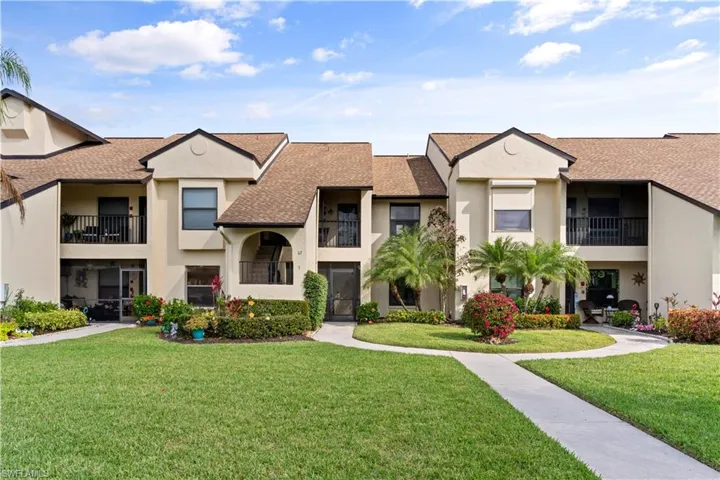 8430 Charter Club Cir 3, Fort Myers, Florida 33919