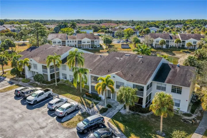 132  Santa Clara  DR, Naples, FL 34104