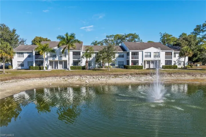 132  Santa Clara  DR, Naples, FL 34104