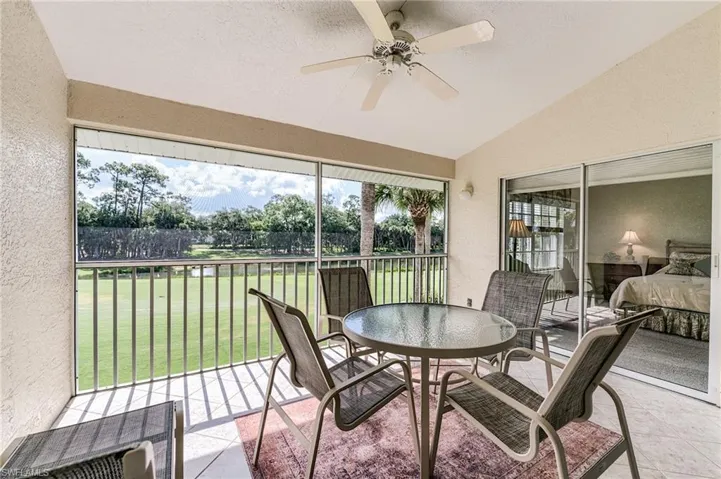 1940  Willow Bend  CIR, Naples, FL 34109