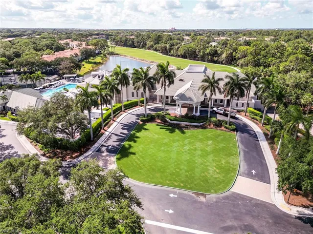 1940  Willow Bend  CIR, Naples, FL 34109