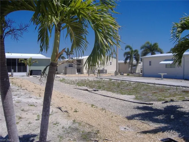 View of front Lot