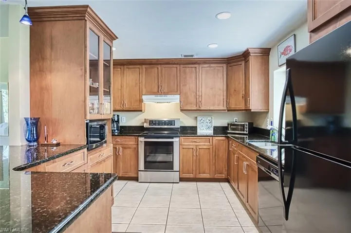 2230  Flora  AVE, Fort Myers, FL 33907