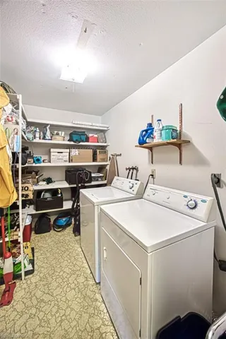 2230  Flora  AVE, Fort Myers, FL 33907