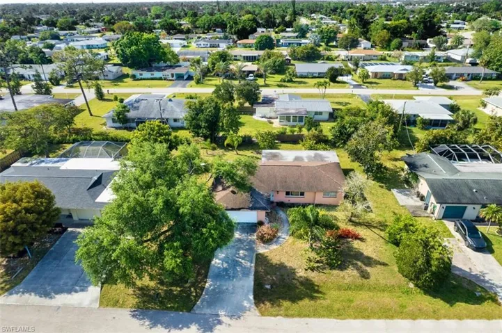 2230  Flora  AVE, Fort Myers, FL 33907