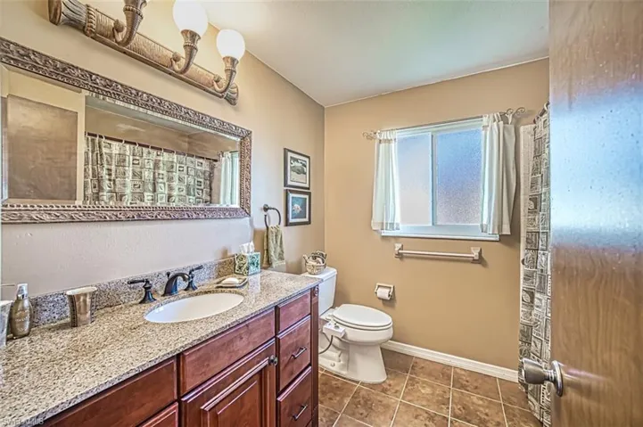2230  Flora  AVE, Fort Myers, FL 33907