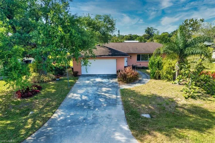 2230  Flora  AVE, Fort Myers, FL 33907