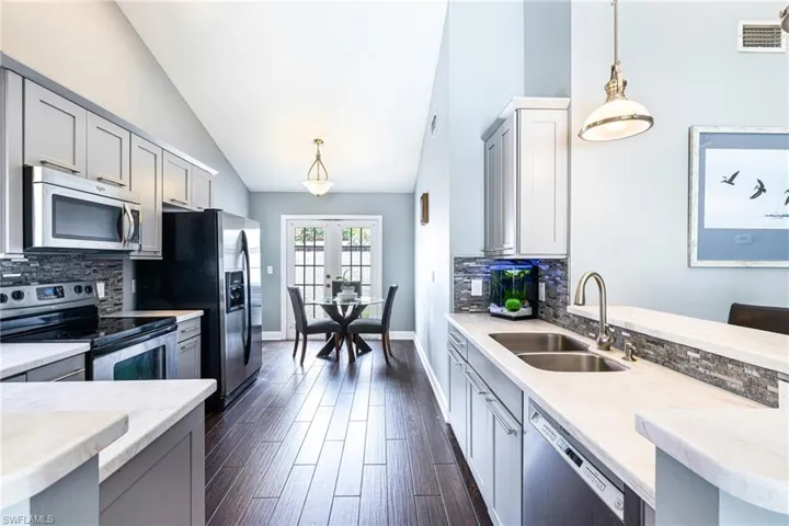 5501 Harbour Castle Dr, Fort Myers, Florida 33907