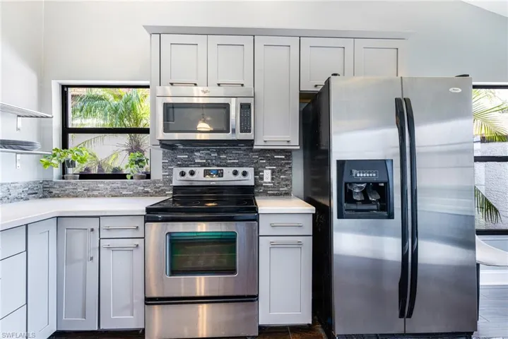 5501 Harbour Castle Dr, Fort Myers, Florida 33907