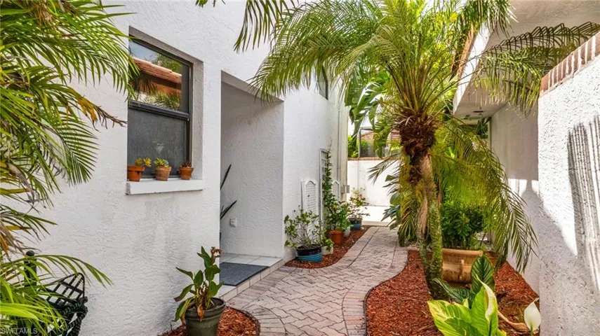 5501 Harbour Castle Dr, Fort Myers, Florida 33907