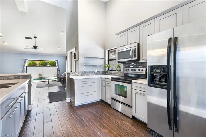 5501 Harbour Castle Dr, Fort Myers, Florida 33907