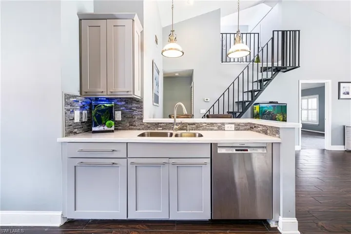 5501 Harbour Castle Dr, Fort Myers, Florida 33907