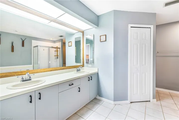 5501 Harbour Castle Dr, Fort Myers, Florida 33907