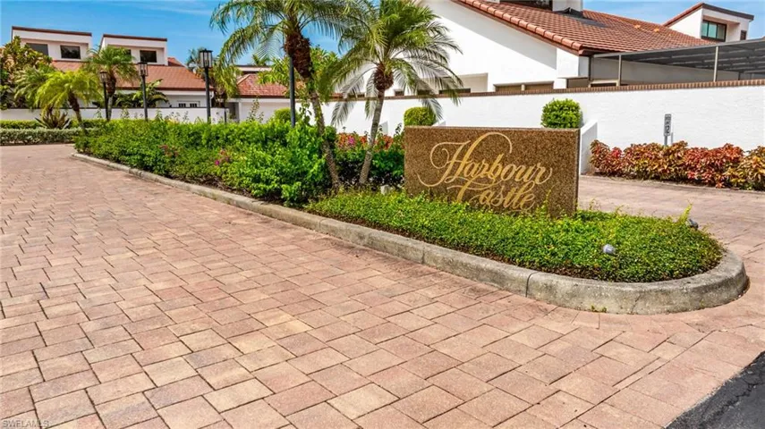5501 Harbour Castle Dr, Fort Myers, Florida 33907