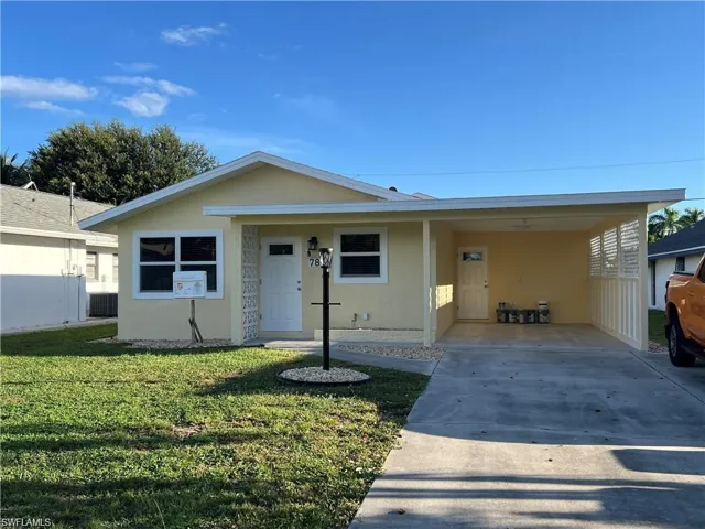 787 104th Ave N, Naples, Florida 34108