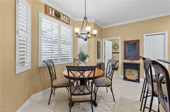 Breakfast Nook