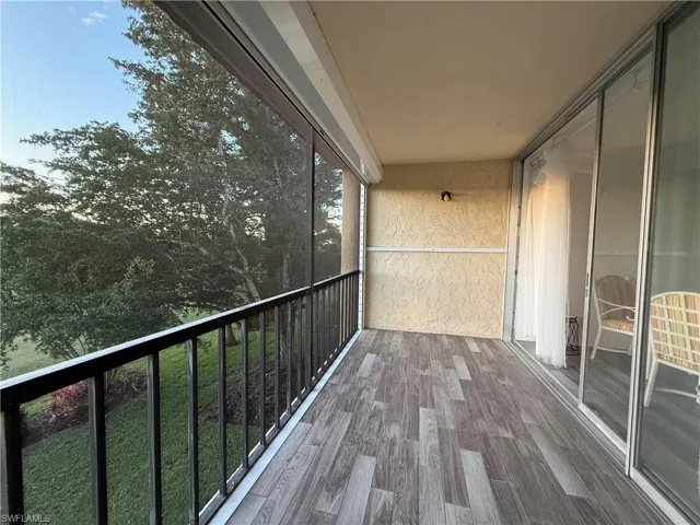 1087 Forest Lakes Dr 306, Naples, Florida 34105