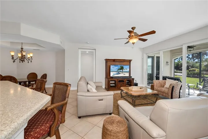 1285 Rialto Way 102, Naples, Florida 34114