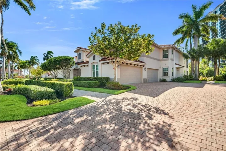 1285 Rialto Way 102, Naples, Florida 34114