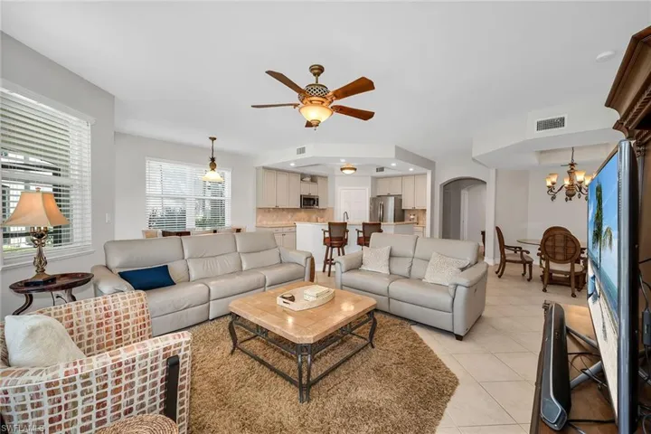 1285 Rialto Way 102, Naples, Florida 34114